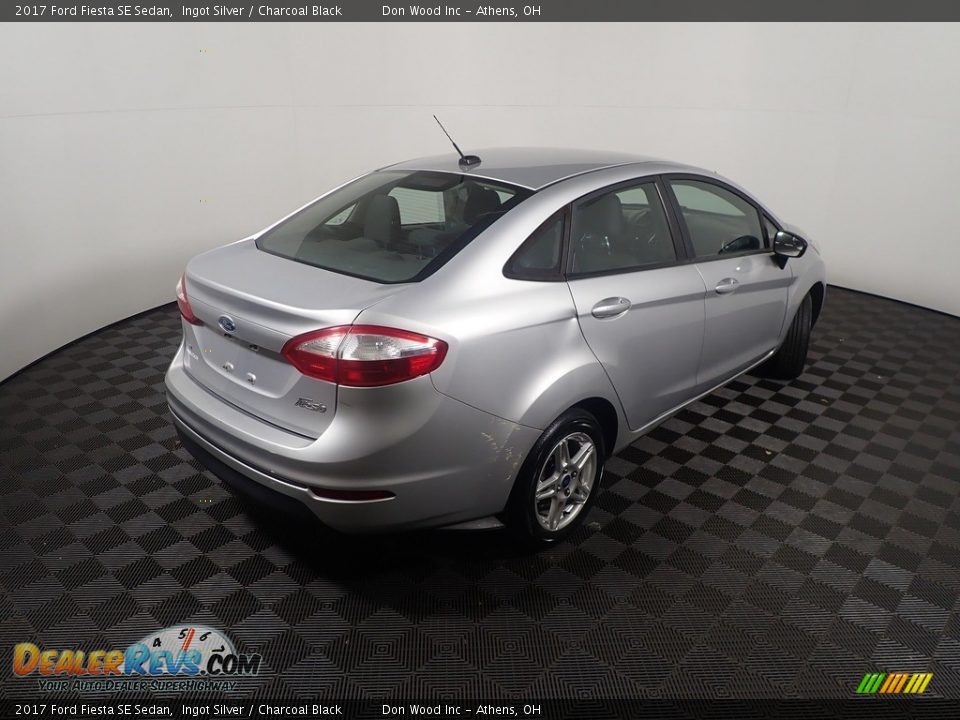 2017 Ford Fiesta SE Sedan Ingot Silver / Charcoal Black Photo #16