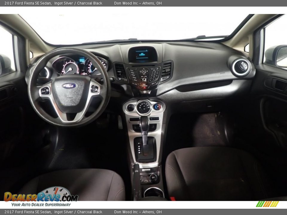 2017 Ford Fiesta SE Sedan Ingot Silver / Charcoal Black Photo #23