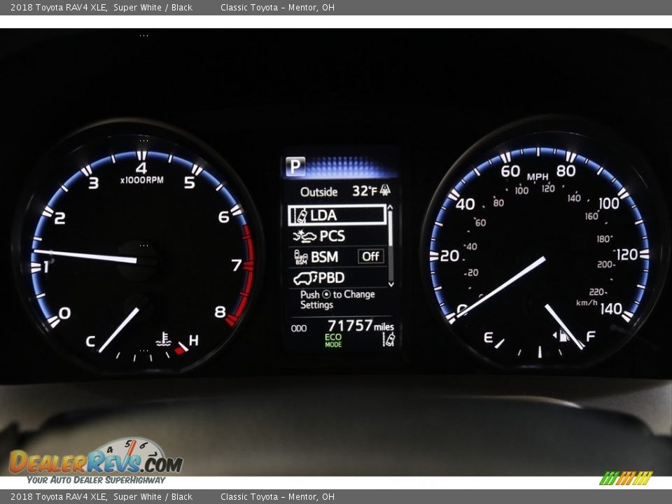 2018 Toyota RAV4 XLE Super White / Black Photo #8