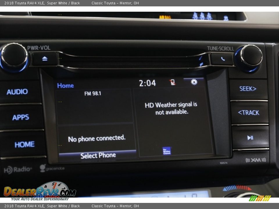 2018 Toyota RAV4 XLE Super White / Black Photo #10