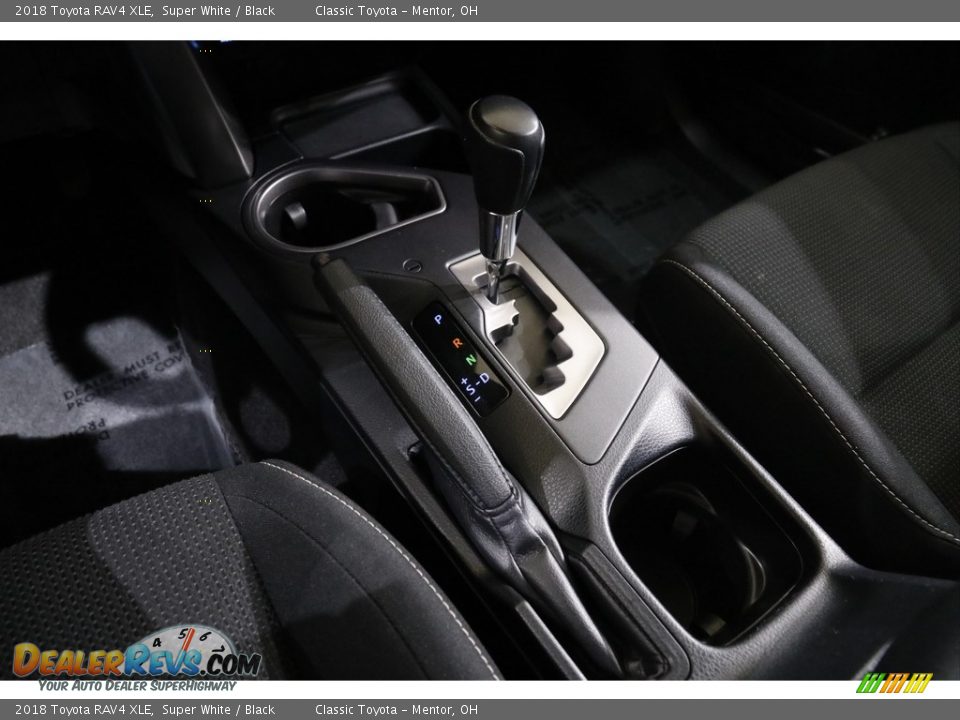 2018 Toyota RAV4 XLE Super White / Black Photo #14