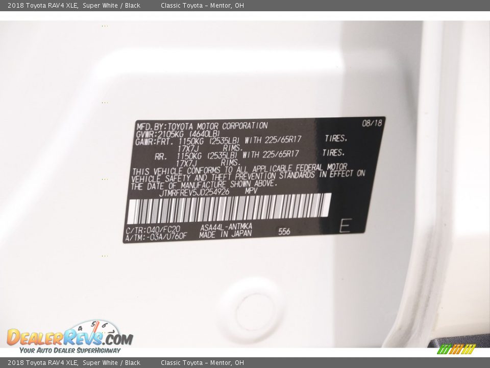 2018 Toyota RAV4 XLE Super White / Black Photo #20