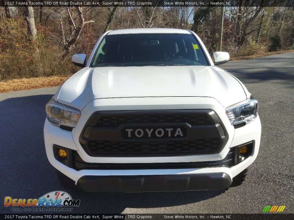 2017 Toyota Tacoma TRD Off Road Double Cab 4x4 Super White / TRD Graphite Photo #3