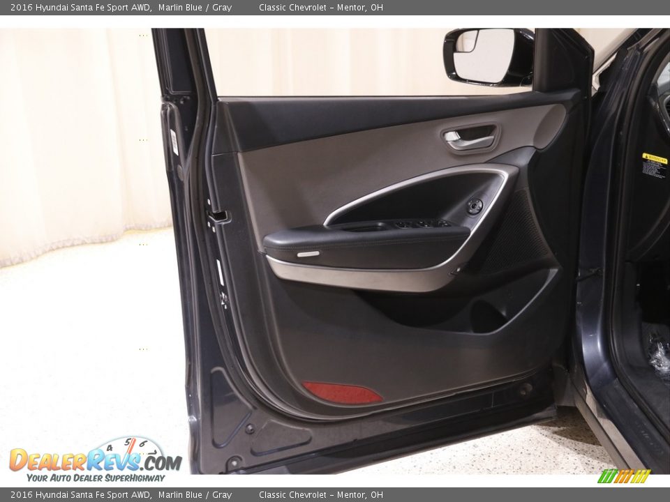 Door Panel of 2016 Hyundai Santa Fe Sport AWD Photo #4