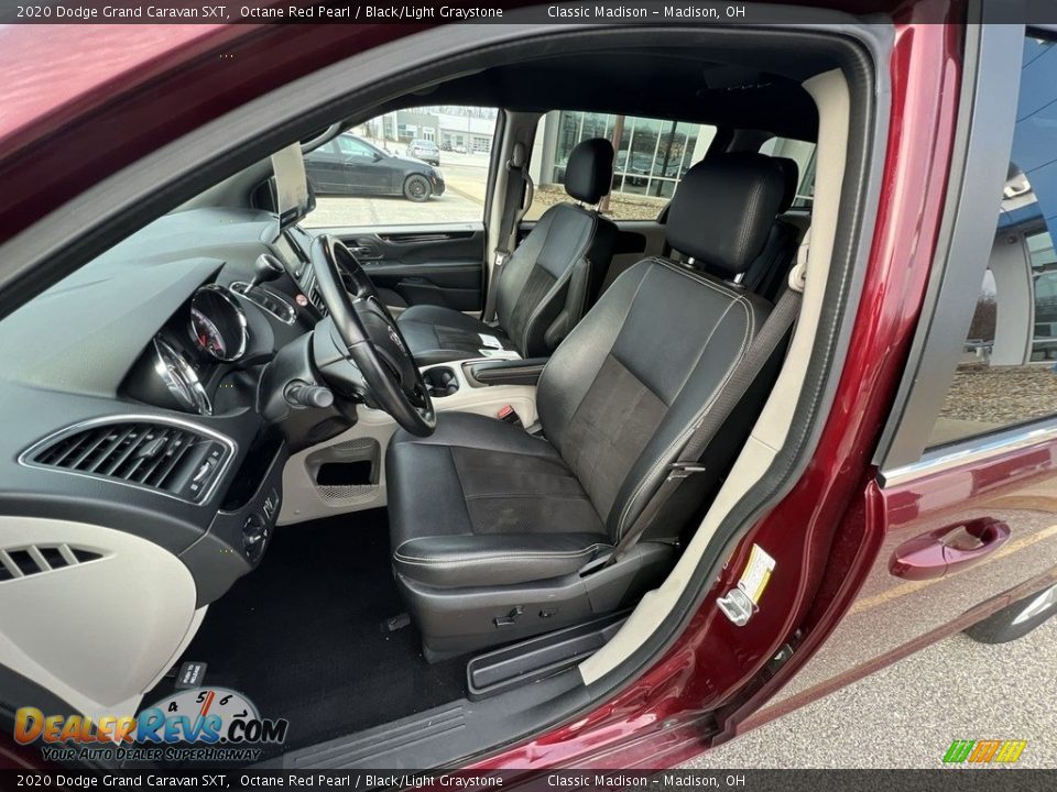 2020 Dodge Grand Caravan SXT Octane Red Pearl / Black/Light Graystone Photo #7