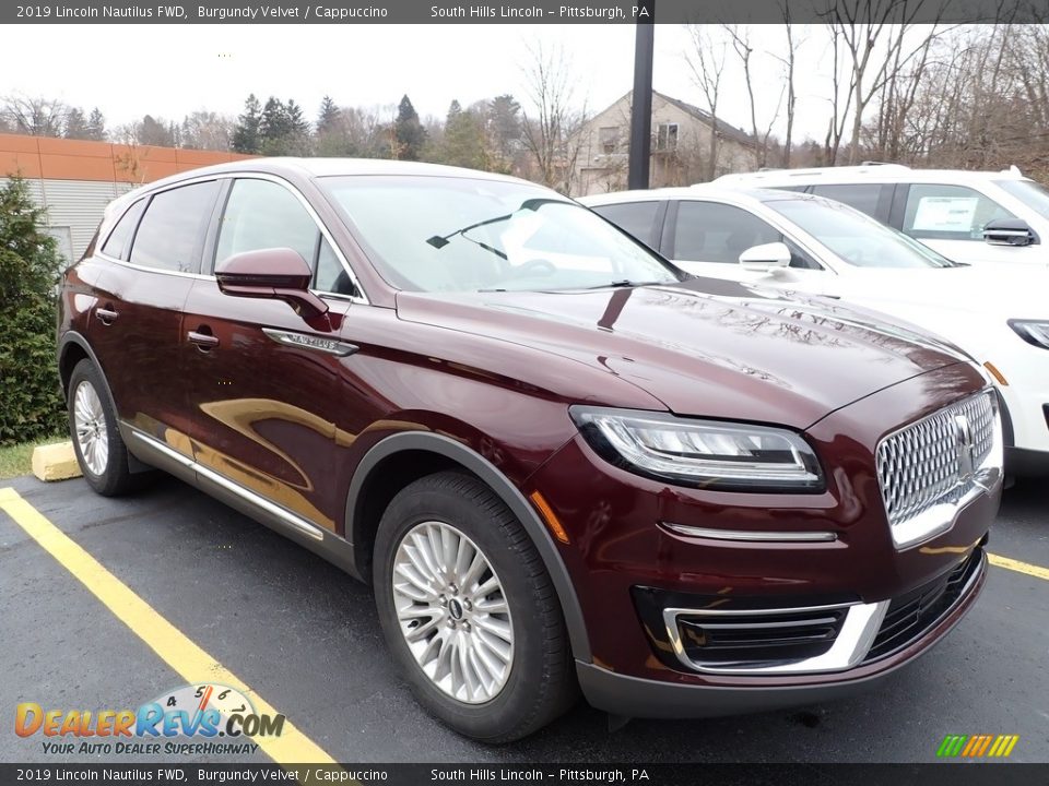 2019 Lincoln Nautilus FWD Burgundy Velvet / Cappuccino Photo #4