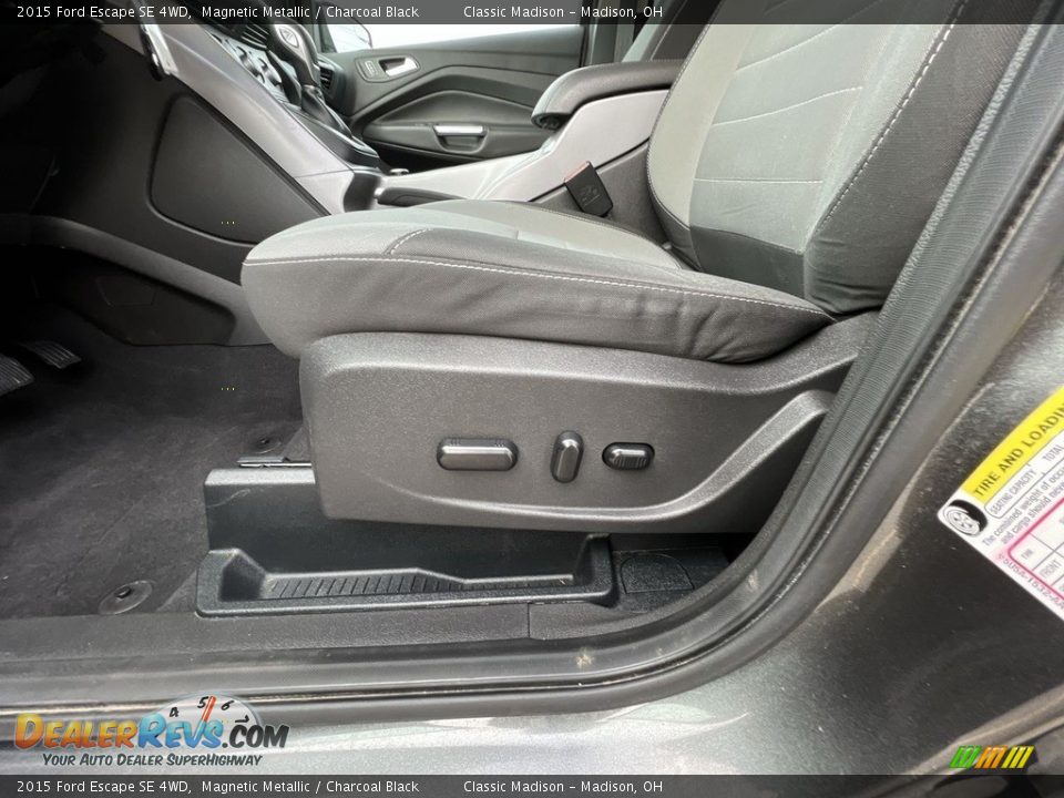 2015 Ford Escape SE 4WD Magnetic Metallic / Charcoal Black Photo #17