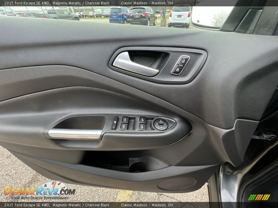 2015 Ford Escape SE 4WD Magnetic Metallic / Charcoal Black Photo #18