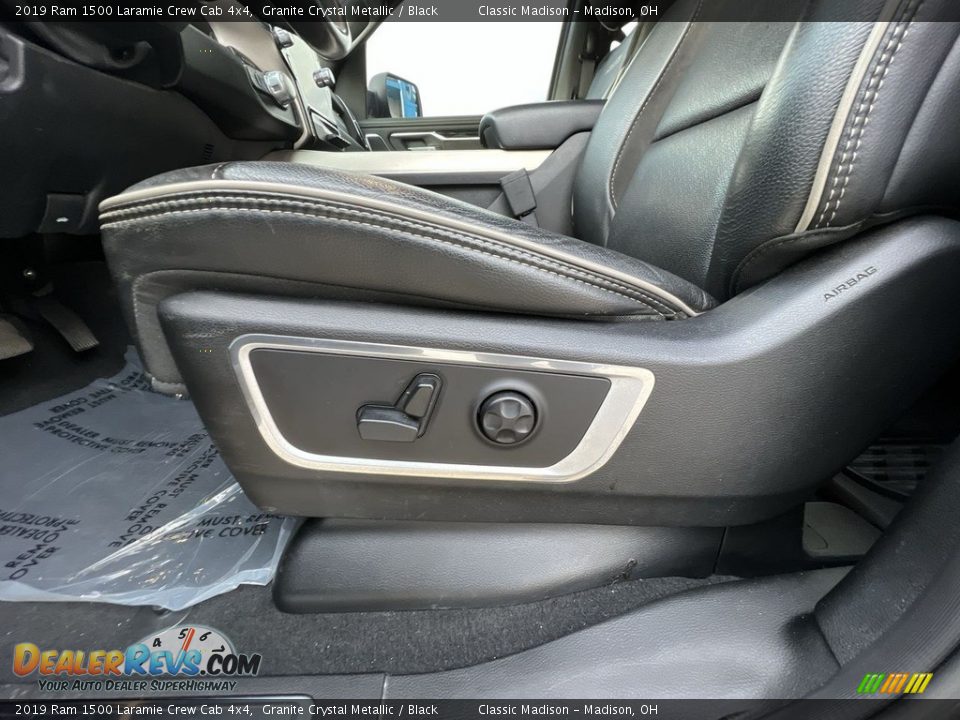 2019 Ram 1500 Laramie Crew Cab 4x4 Granite Crystal Metallic / Black Photo #8
