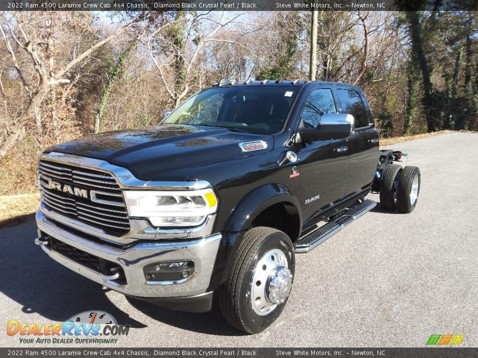 2022 Ram 4500 Laramie Crew Cab 4x4 Chassis Diamond Black Crystal Pearl / Black Photo #2