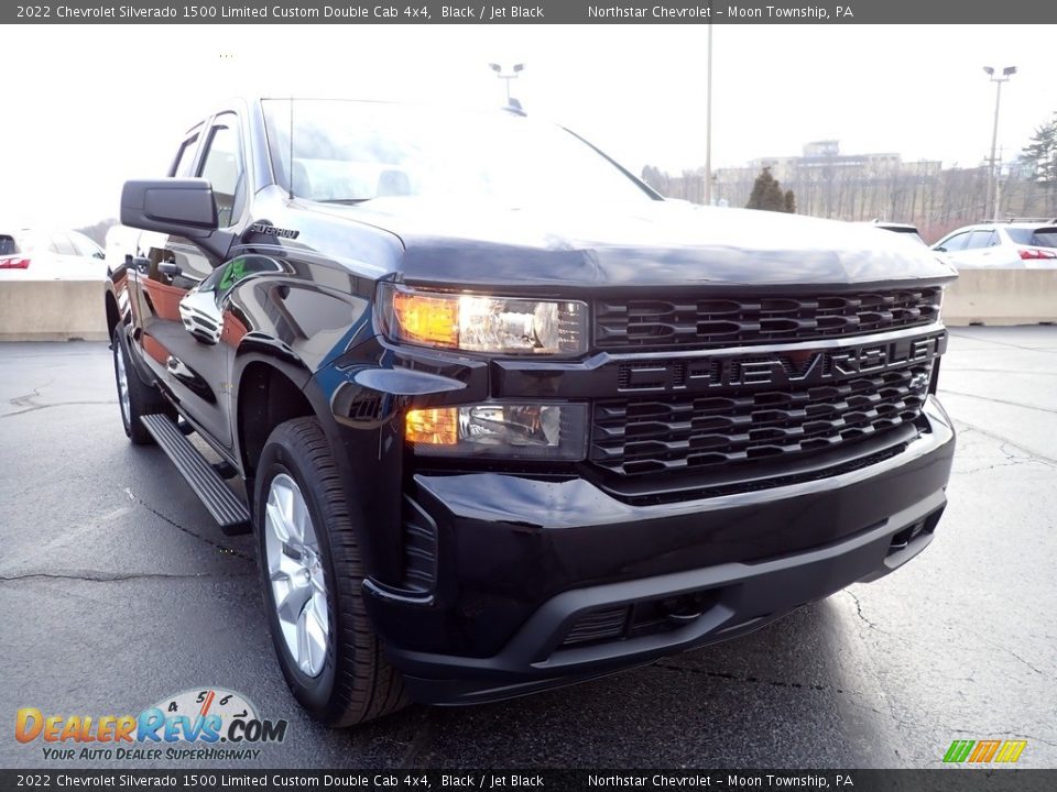 2022 Chevrolet Silverado 1500 Limited Custom Double Cab 4x4 Black / Jet Black Photo #11