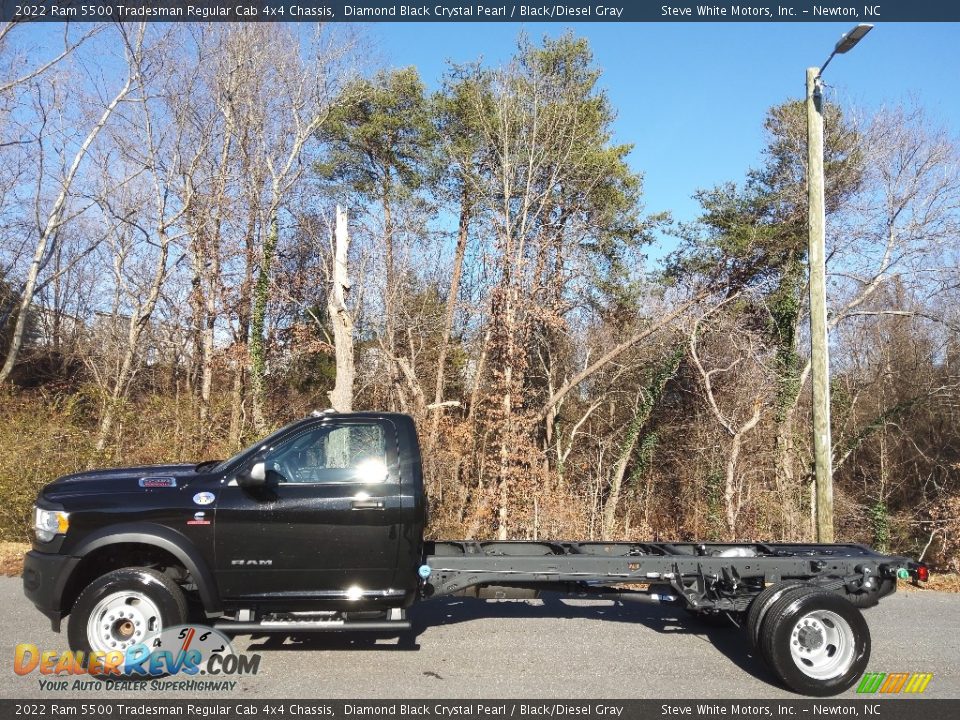 2022 Ram 5500 Tradesman Regular Cab 4x4 Chassis Diamond Black Crystal Pearl / Black/Diesel Gray Photo #1