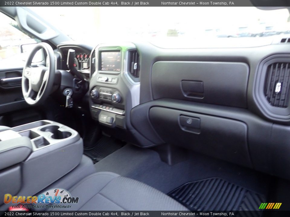 2022 Chevrolet Silverado 1500 Limited Custom Double Cab 4x4 Black / Jet Black Photo #15