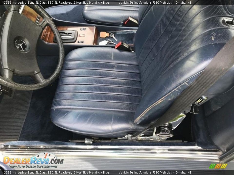 Front Seat of 1982 Mercedes-Benz SL Class 380 SL Roadster Photo #3