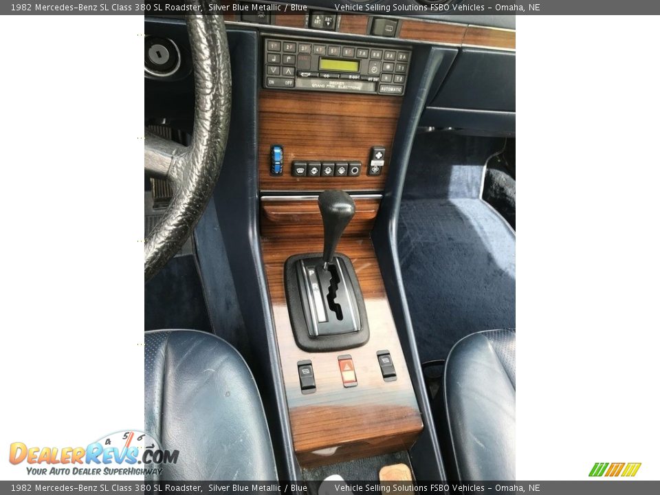 1982 Mercedes-Benz SL Class 380 SL Roadster Shifter Photo #6