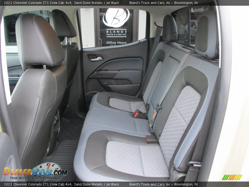 Rear Seat of 2021 Chevrolet Colorado Z71 Crew Cab 4x4 Photo #8