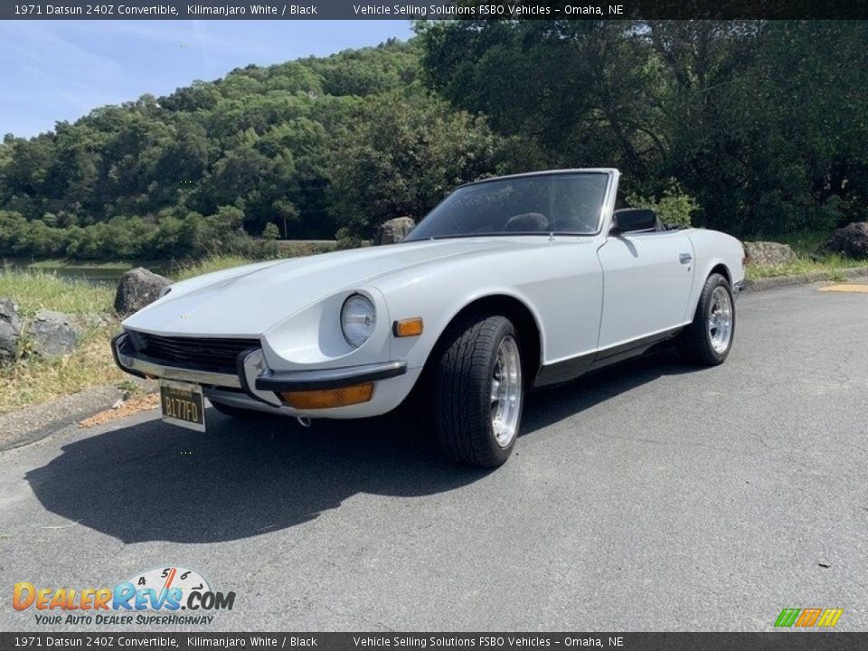 Front 3/4 View of 1971 Datsun 240Z Convertible Photo #6