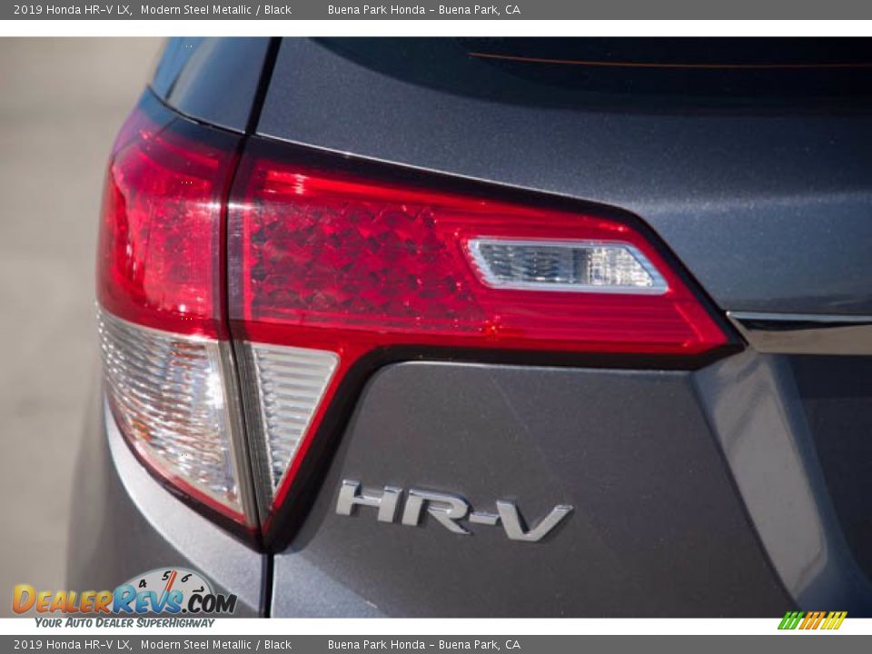 2019 Honda HR-V LX Modern Steel Metallic / Black Photo #12