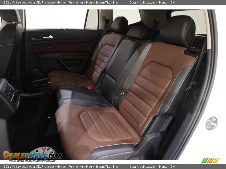Rear Seat of 2021 Volkswagen Atlas SEL Premium 4Motion Photo #16