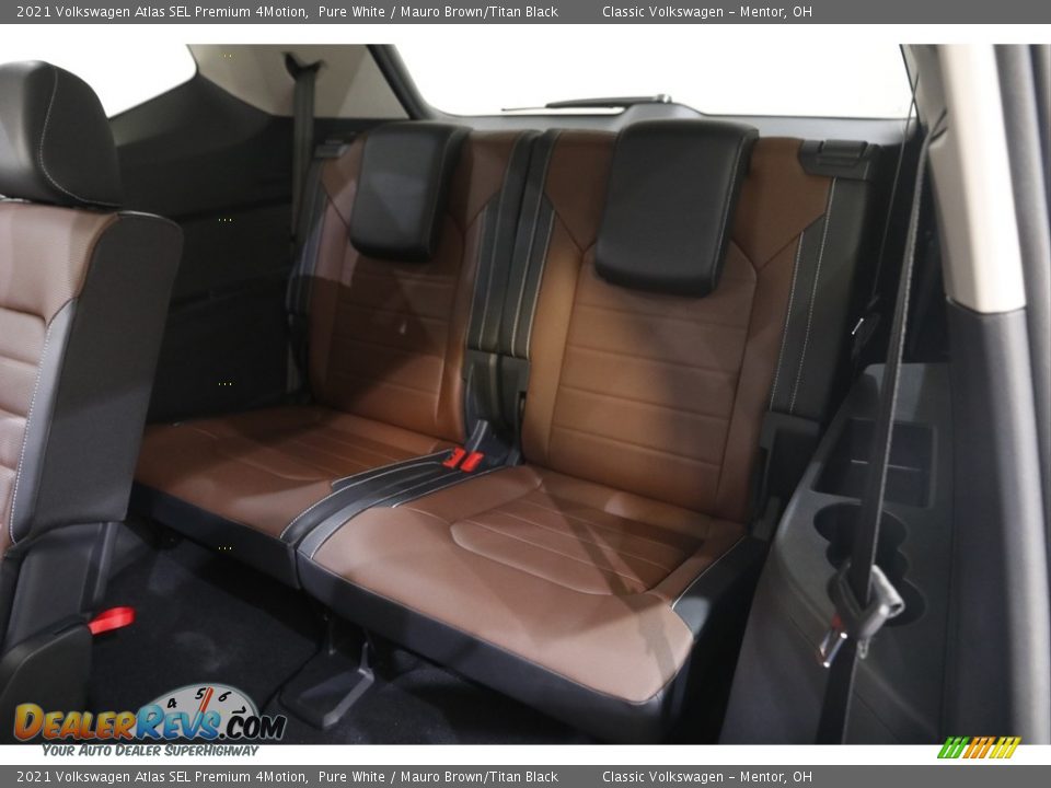 Rear Seat of 2021 Volkswagen Atlas SEL Premium 4Motion Photo #17