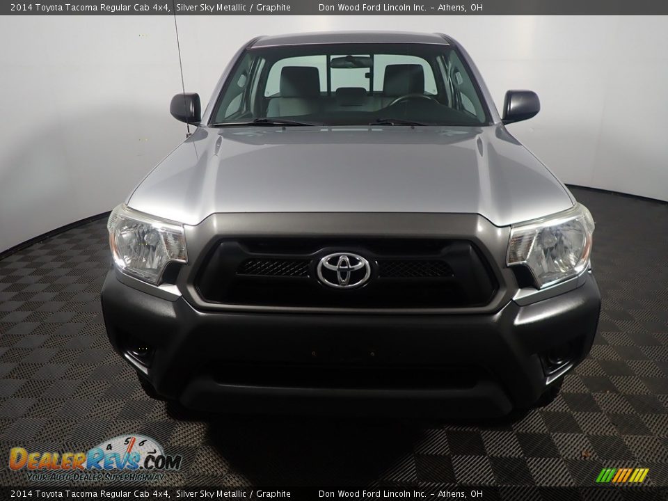 2014 Toyota Tacoma Regular Cab 4x4 Silver Sky Metallic / Graphite Photo #4