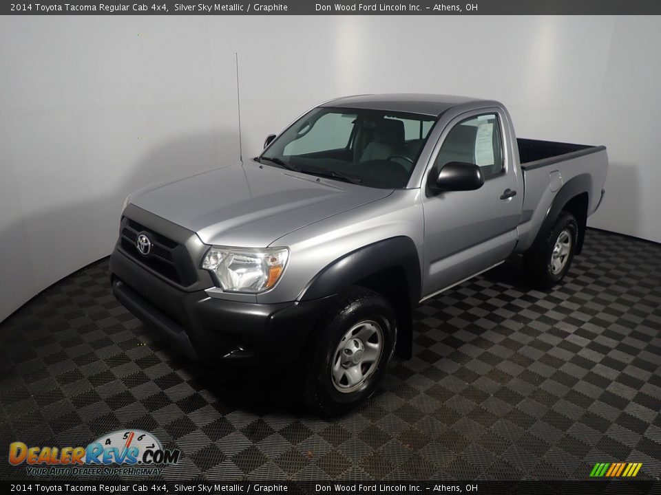 2014 Toyota Tacoma Regular Cab 4x4 Silver Sky Metallic / Graphite Photo #8