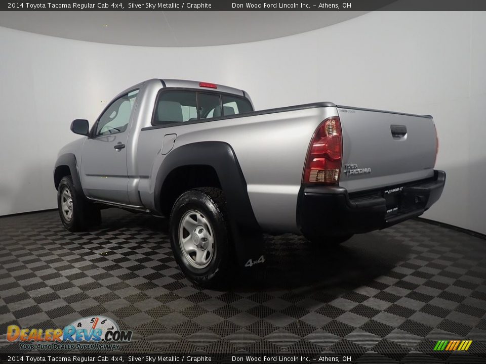 2014 Toyota Tacoma Regular Cab 4x4 Silver Sky Metallic / Graphite Photo #10