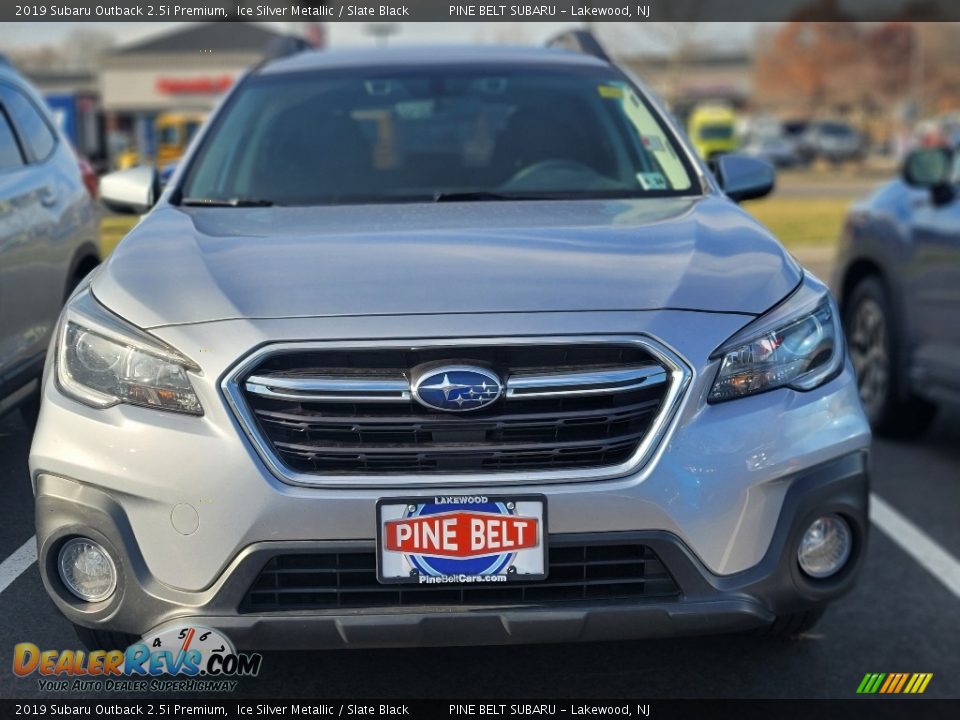 2019 Subaru Outback 2.5i Premium Ice Silver Metallic / Slate Black Photo #2