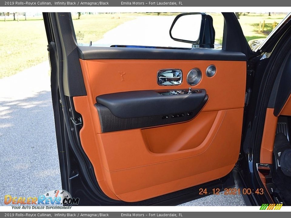 Door Panel of 2019 Rolls-Royce Cullinan  Photo #21