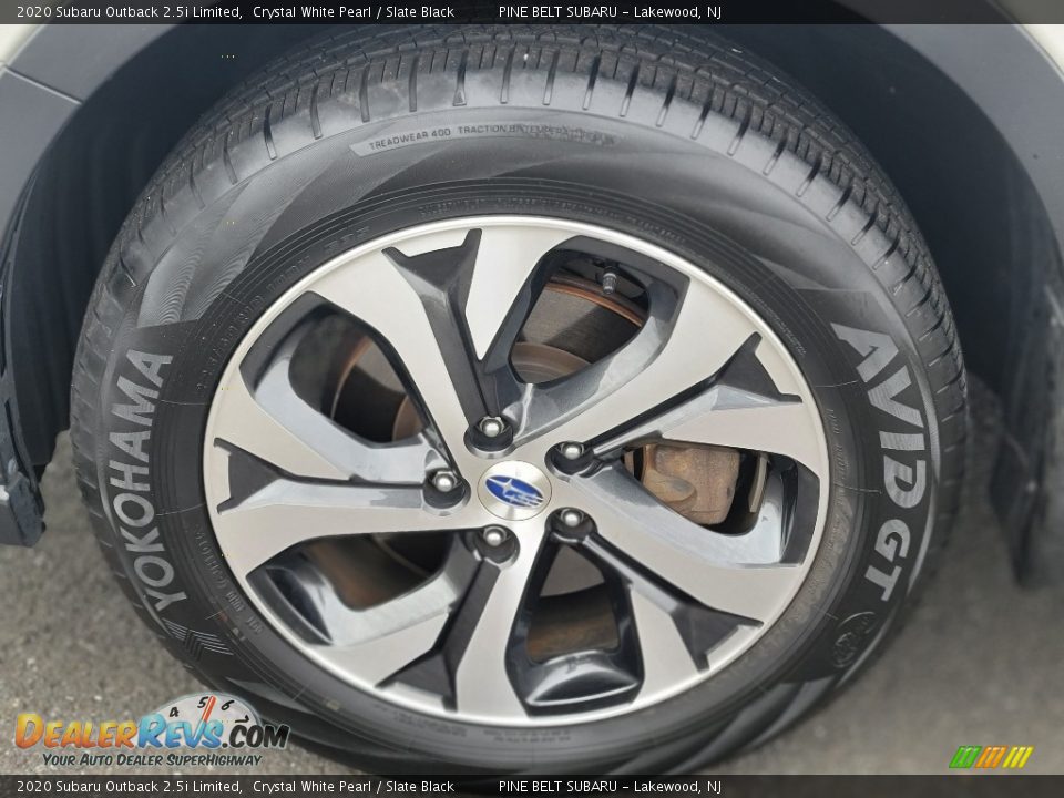 2020 Subaru Outback 2.5i Limited Crystal White Pearl / Slate Black Photo #32