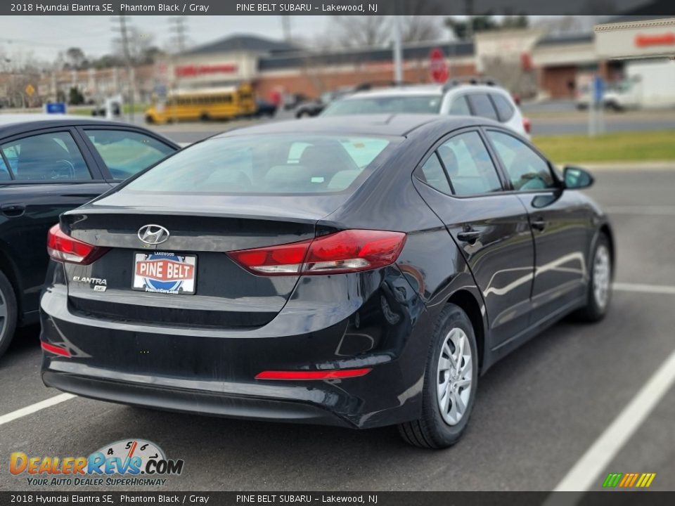 2018 Hyundai Elantra SE Phantom Black / Gray Photo #3