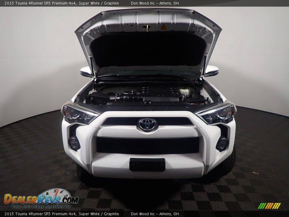 2015 Toyota 4Runner SR5 Premium 4x4 Super White / Graphite Photo #9