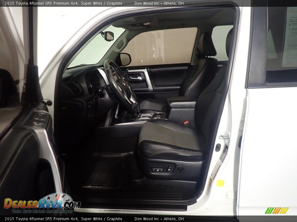 2015 Toyota 4Runner SR5 Premium 4x4 Super White / Graphite Photo #25