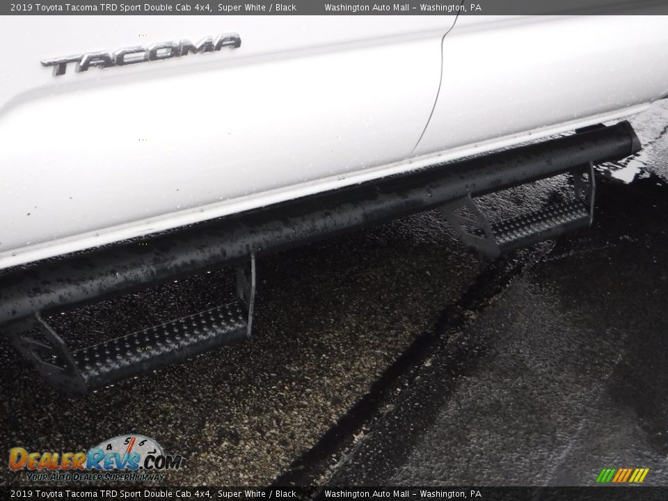 2019 Toyota Tacoma TRD Sport Double Cab 4x4 Super White / Black Photo #8