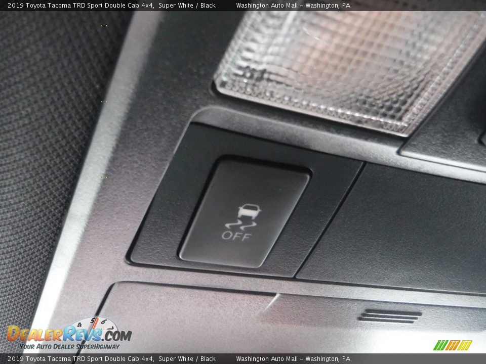 2019 Toyota Tacoma TRD Sport Double Cab 4x4 Super White / Black Photo #26