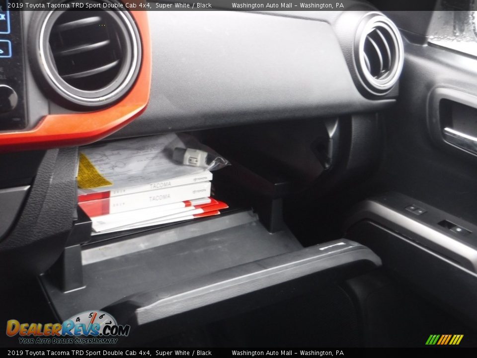 2019 Toyota Tacoma TRD Sport Double Cab 4x4 Super White / Black Photo #30