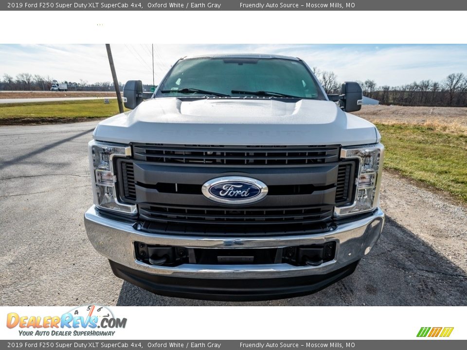 2019 Ford F250 Super Duty XLT SuperCab 4x4 Oxford White / Earth Gray Photo #9