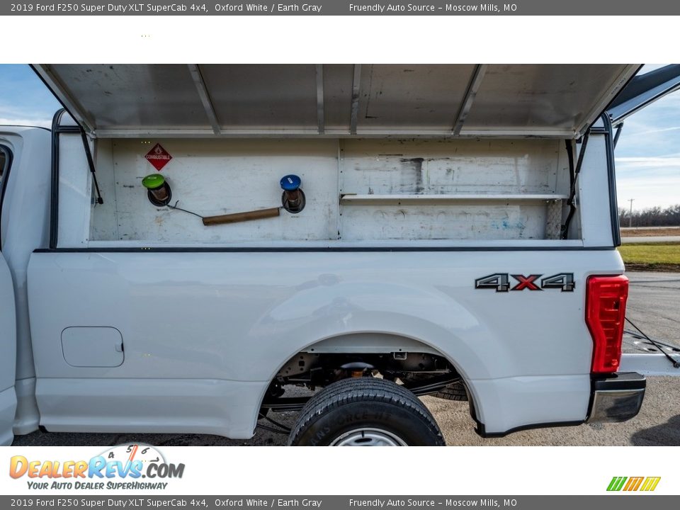 2019 Ford F250 Super Duty XLT SuperCab 4x4 Oxford White / Earth Gray Photo #21