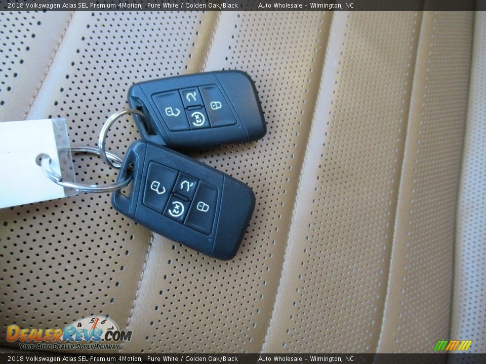 Keys of 2018 Volkswagen Atlas SEL Premium 4Motion Photo #20