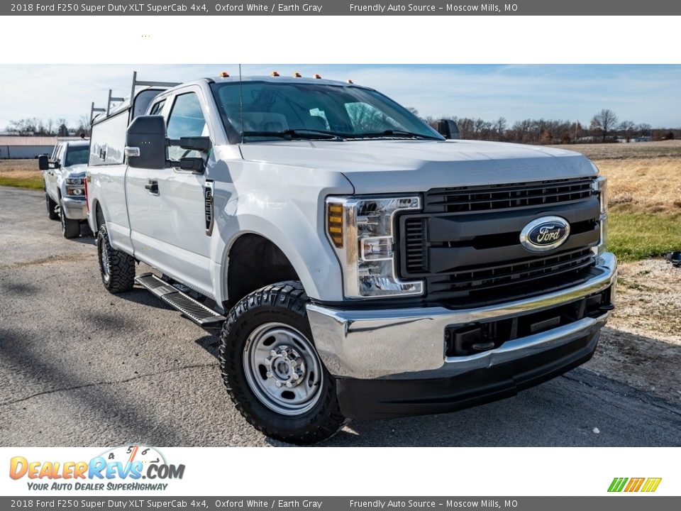 2018 Ford F250 Super Duty XLT SuperCab 4x4 Oxford White / Earth Gray Photo #1