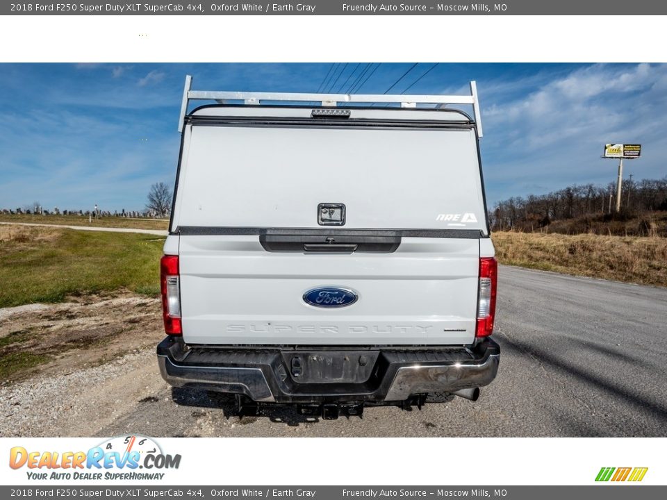 2018 Ford F250 Super Duty XLT SuperCab 4x4 Oxford White / Earth Gray Photo #5