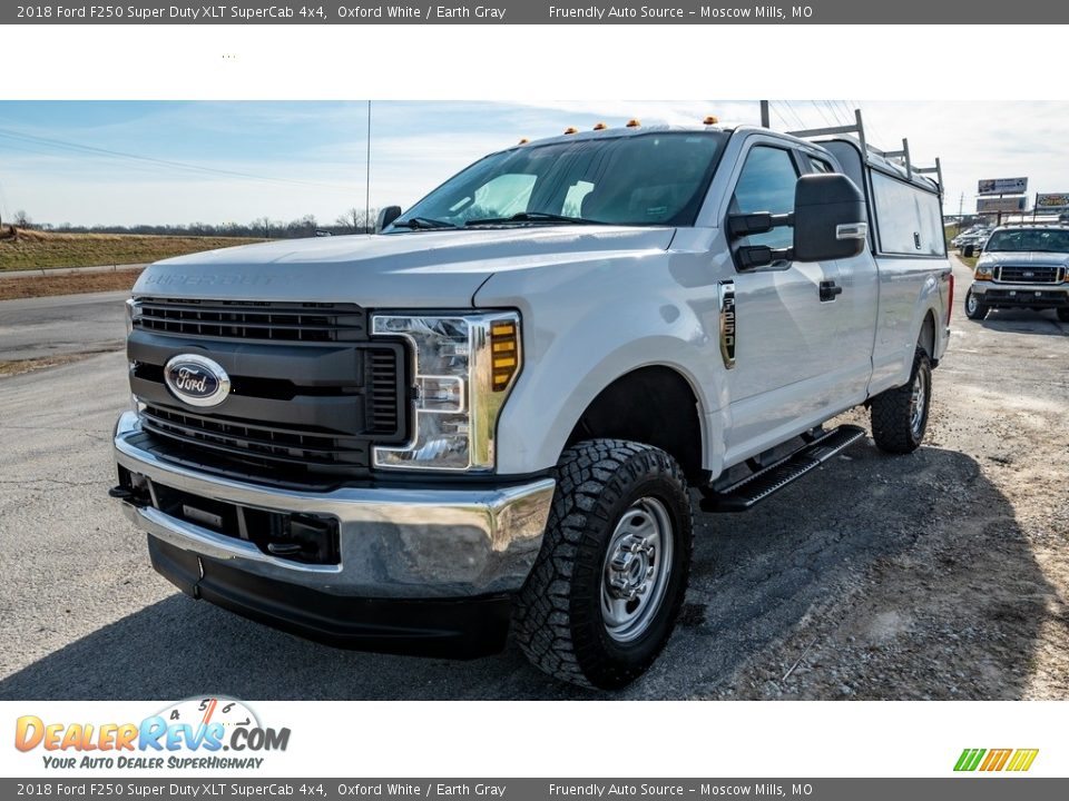 2018 Ford F250 Super Duty XLT SuperCab 4x4 Oxford White / Earth Gray Photo #8