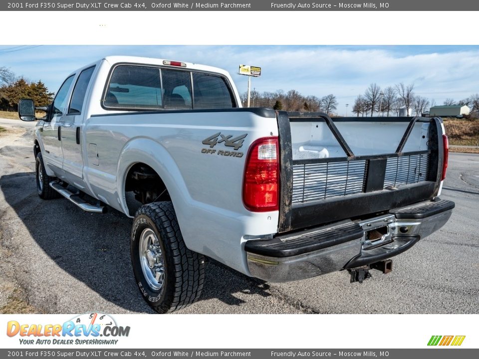 2001 Ford F350 Super Duty XLT Crew Cab 4x4 Oxford White / Medium Parchment Photo #6