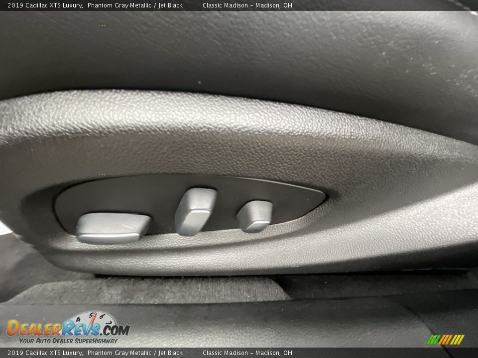 2019 Cadillac XTS Luxury Phantom Gray Metallic / Jet Black Photo #8