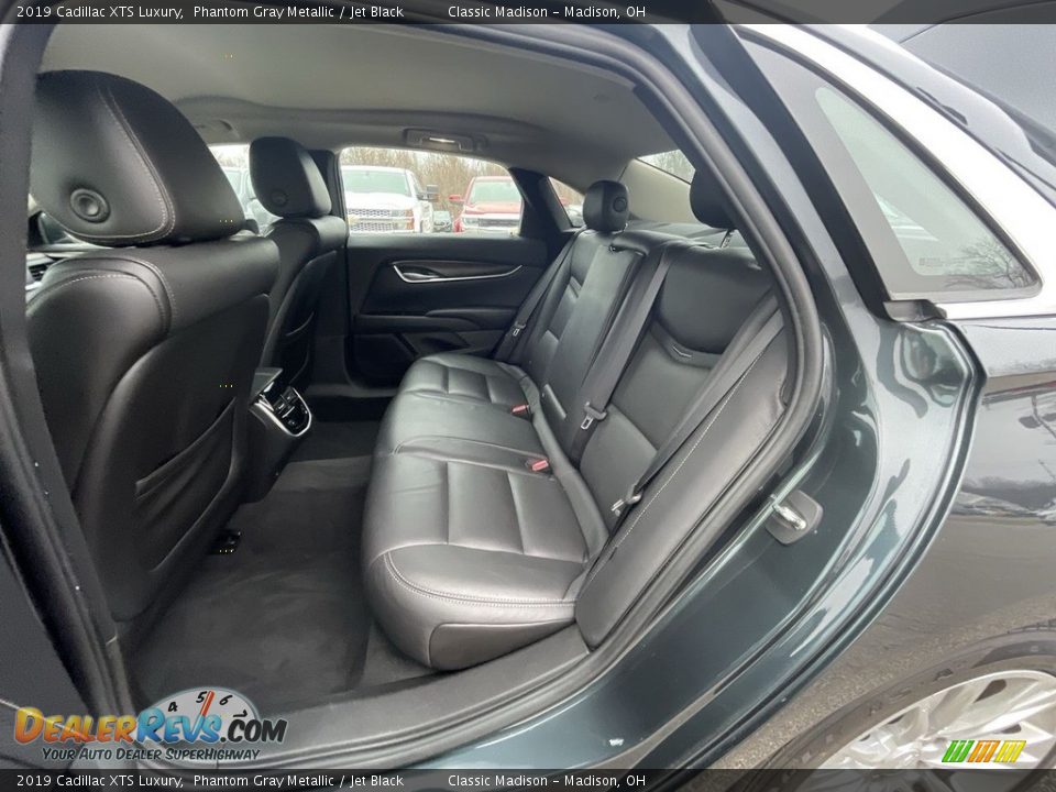Rear Seat of 2019 Cadillac XTS Luxury Photo #17