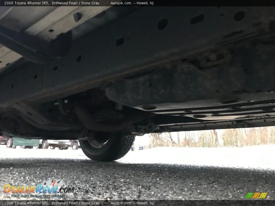 2006 Toyota 4Runner SR5 Driftwood Pearl / Stone Gray Photo #18