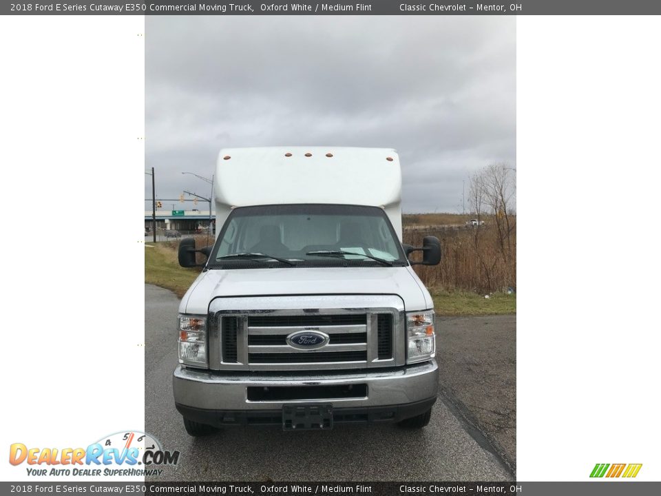 2018 Ford E Series Cutaway E350 Commercial Moving Truck Oxford White / Medium Flint Photo #2