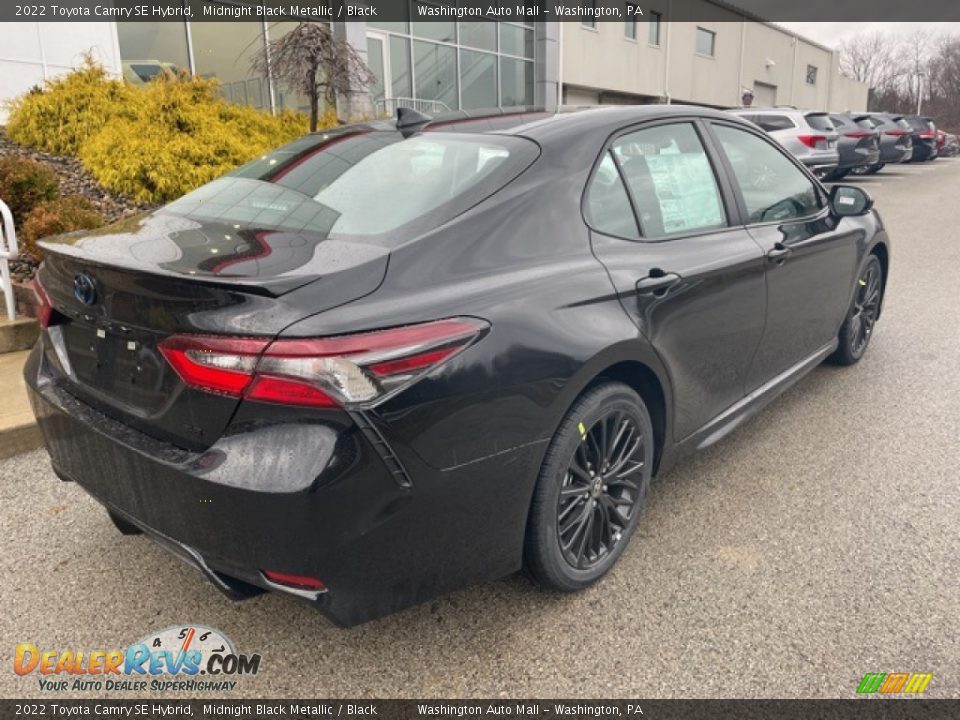 2022 Toyota Camry SE Hybrid Midnight Black Metallic / Black Photo #9