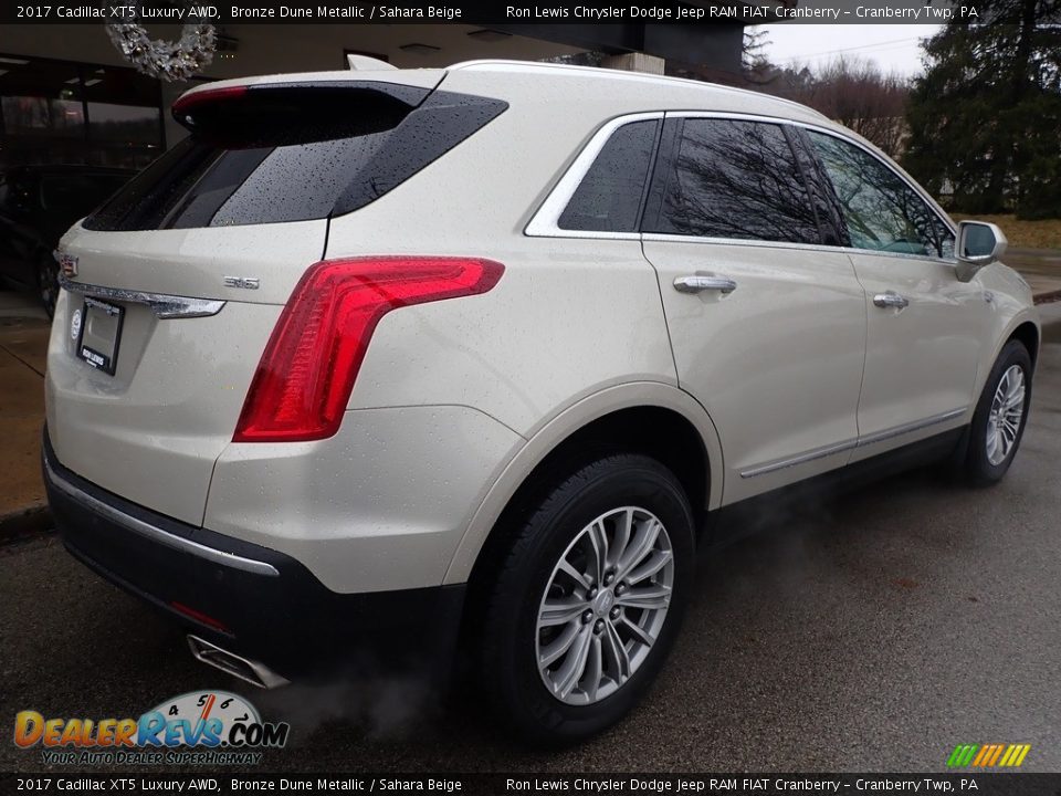 2017 Cadillac XT5 Luxury AWD Bronze Dune Metallic / Sahara Beige Photo #2