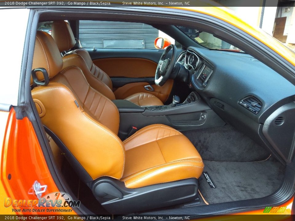 Front Seat of 2018 Dodge Challenger SRT 392 Photo #16